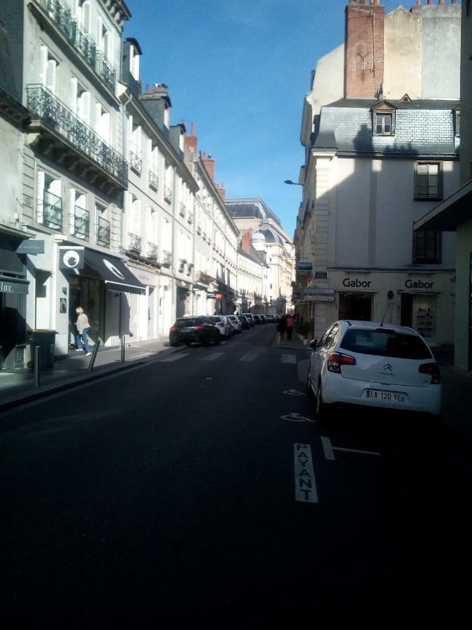 La Scellerie Tours Exterior foto